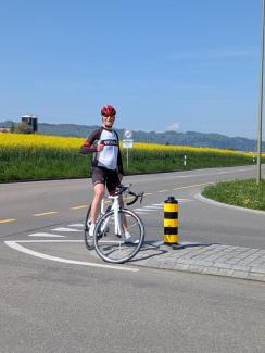 Sepp hält den Verkehr erfolgreich im Auge